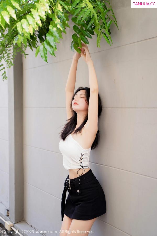   [XiuRen]高清写真图 2023.05.25 No.6798 艾希儿 清爽美腿第15张图片
